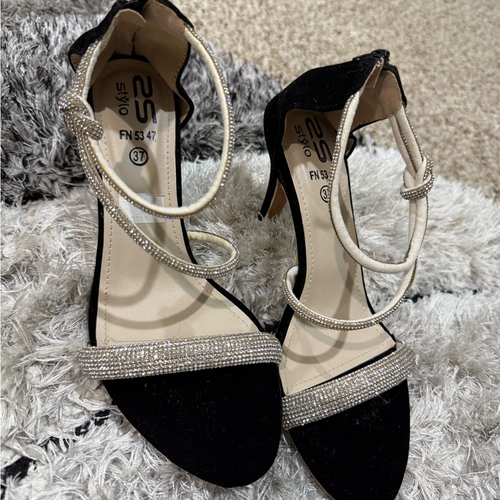 Chic Black and Silver Heels by